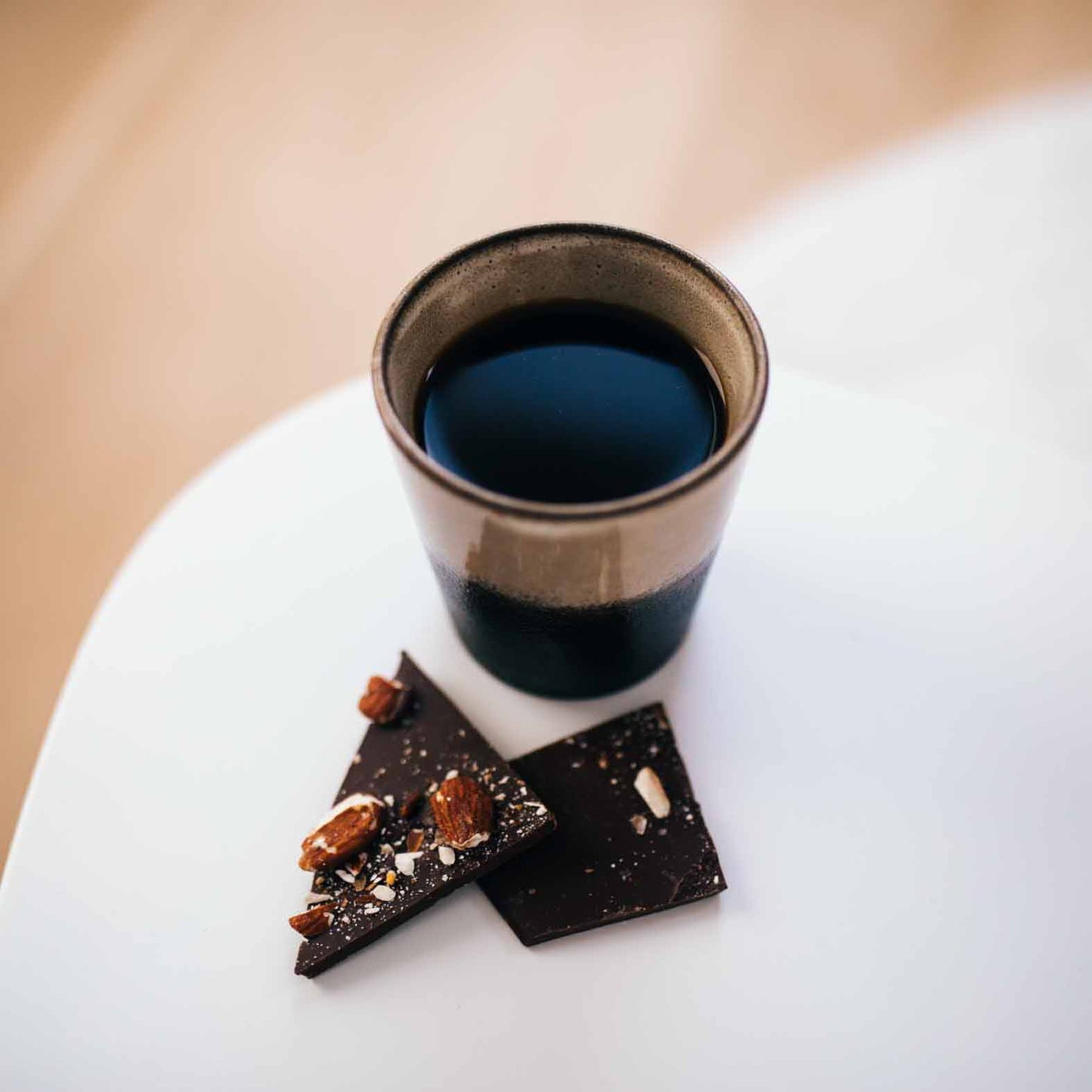 Eclats de chocolat au lait et amandes caramélisées